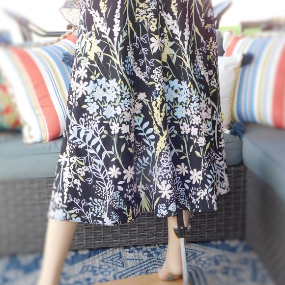 Women’s Calvin Klein Floral Midi Skirt SZ. 4 NEW - Picture 7 of 7